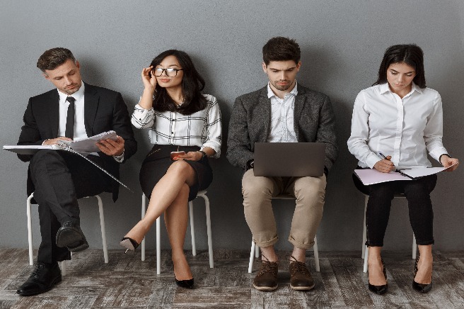 interview corporate people in 確定要去日本工作嗎?5件你該注意的大小事!