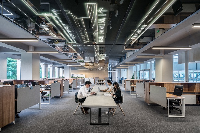 working space people in 數位行銷新創現正招募廣告業務經理!