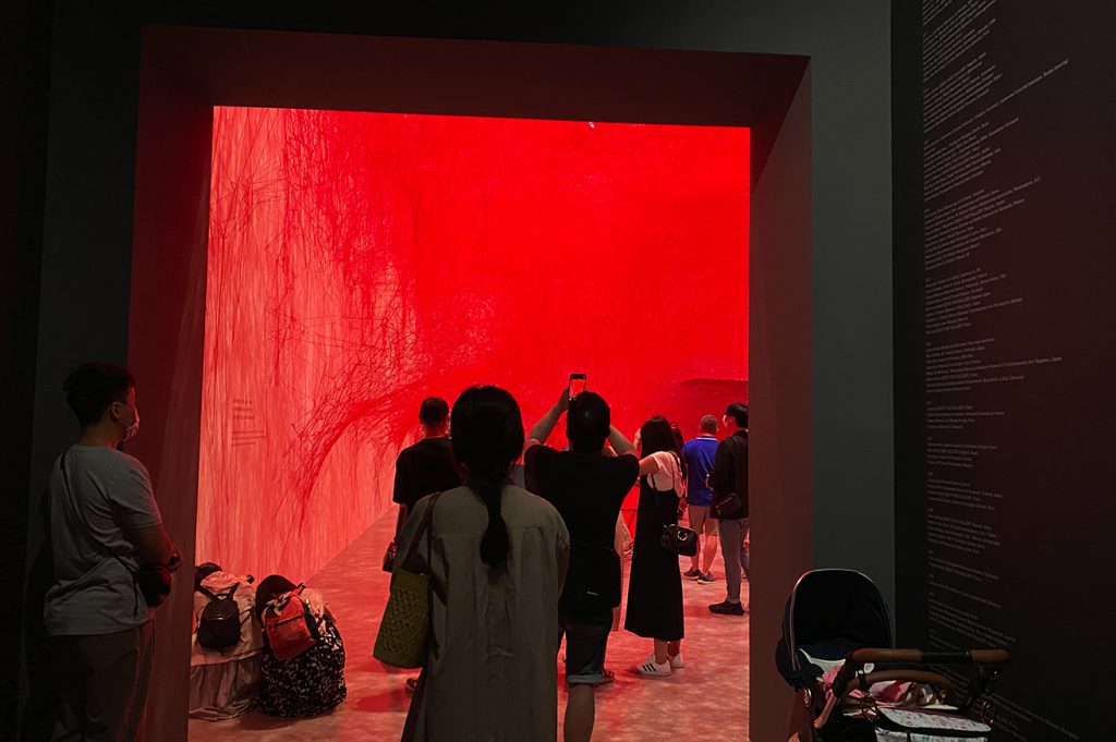 red in 【超速報】塩田千春展：魂がふるえるin台北美術館