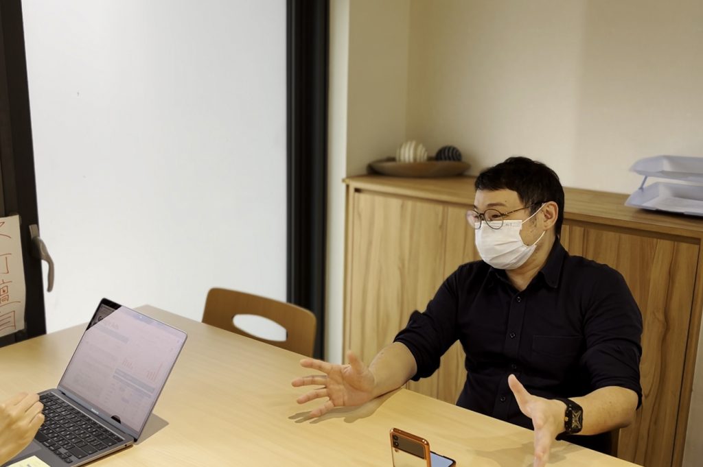 岩村さん 1 1 in KA•RA•DA factory(日商身體工場股份有限公司)