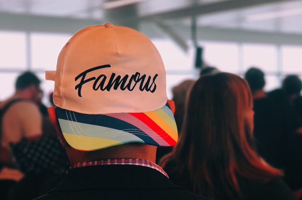 famous1312 in 日本で年商◯億、台湾では無名という現実